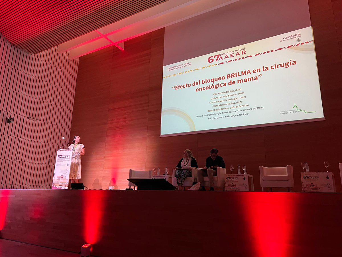 Varios de nuestros compañeros representando estos días en Córdoba al #HUVR en <a href="/aaearanestesia/">aaear</a> 🙌🏼 ¡a disfrutar!