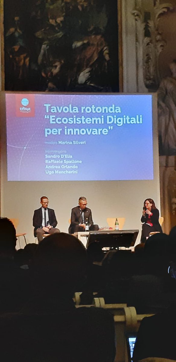 📌Oggi siamo stati presenti all'evento pubblico di presentazione di #ER2Digit, dove si sono incontrati i rappresentanti di Pubbliche Amministrazioni e le Imprese per presentare i propri
servizi dedicati al territorio 🏭

#Servizi #Formazione #Digitalizzazione #Innovazione