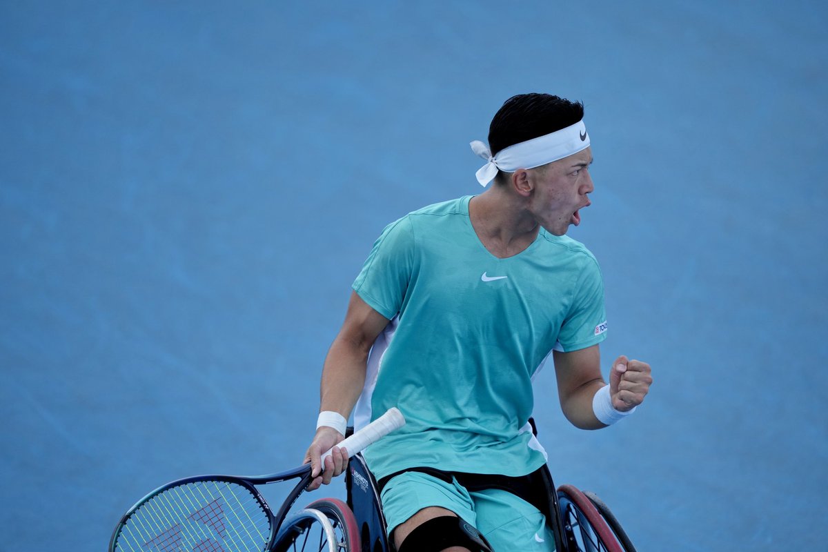 今日もありがとうございました🔥
さー、明日もHit Different🤙🎸
ラストみんなで盛りあがろう！
📷AkiraAndo