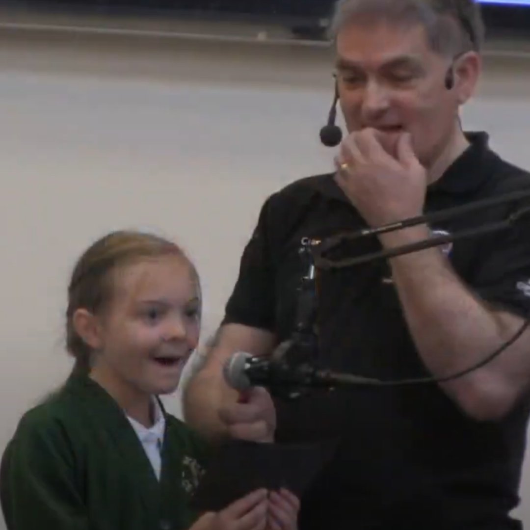 Weekend Watching:
If you missed Isabella and her friends asking questions of <a href="/astrojaws/">Attacker</a> during the ARISS contact with the UK this week, we have the whole event for you!
youtube.com/watch?v=lnPlIH…