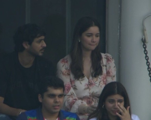 Sara Tendulkar is clapping on Gill shot 
Cameraman Hatts off 🫡

#INDvsBAN #shubhamgill
#INDvsBAN #indiavsbangladesh