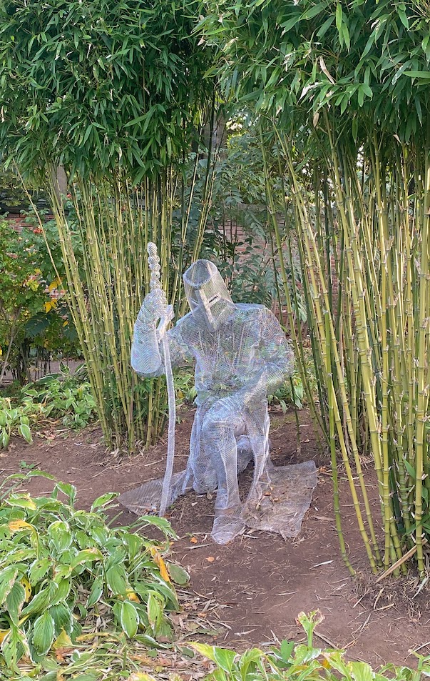 HelloYorkshire's tweet photo. This year's Ghosts in the Garden exhibition in York is the perfect celebration of one of the (allegedly) most haunted cities in Europe 👻
Our favourite is the late local celebrity, #Longboi 🫶
@gregjames #ComeGetYourMan
#HauntedYork #GhostsInTheGarden https://t.co/cCydfA1k84