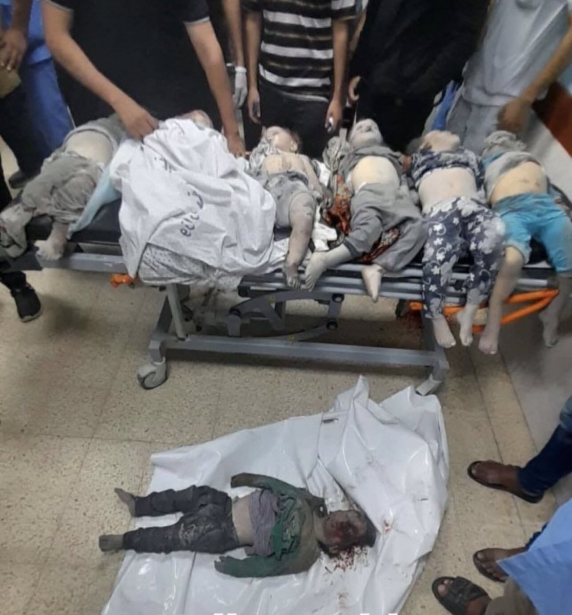 Jackson Hinkle 🇺🇸 (@jacksonhinklle) on Twitter photo 🇮🇱 Israel BOMBED a home in Southern Gaza, killing at least 10 people — 7 of them being children.
Do you have any comment on this atrocity <a href="/piersmorgan/">Piers Morgan</a>? Or do you only report on fake stories about Hamas beheading babies? 🇮🇱 Israel BOMBED a home in Southern Gaza, killing at least 10 people — 7 of them being children.
Do you have any comment on this atrocity <a href="/piersmorgan/">Piers Morgan</a>? Or do you only report on fake stories about Hamas beheading babies?