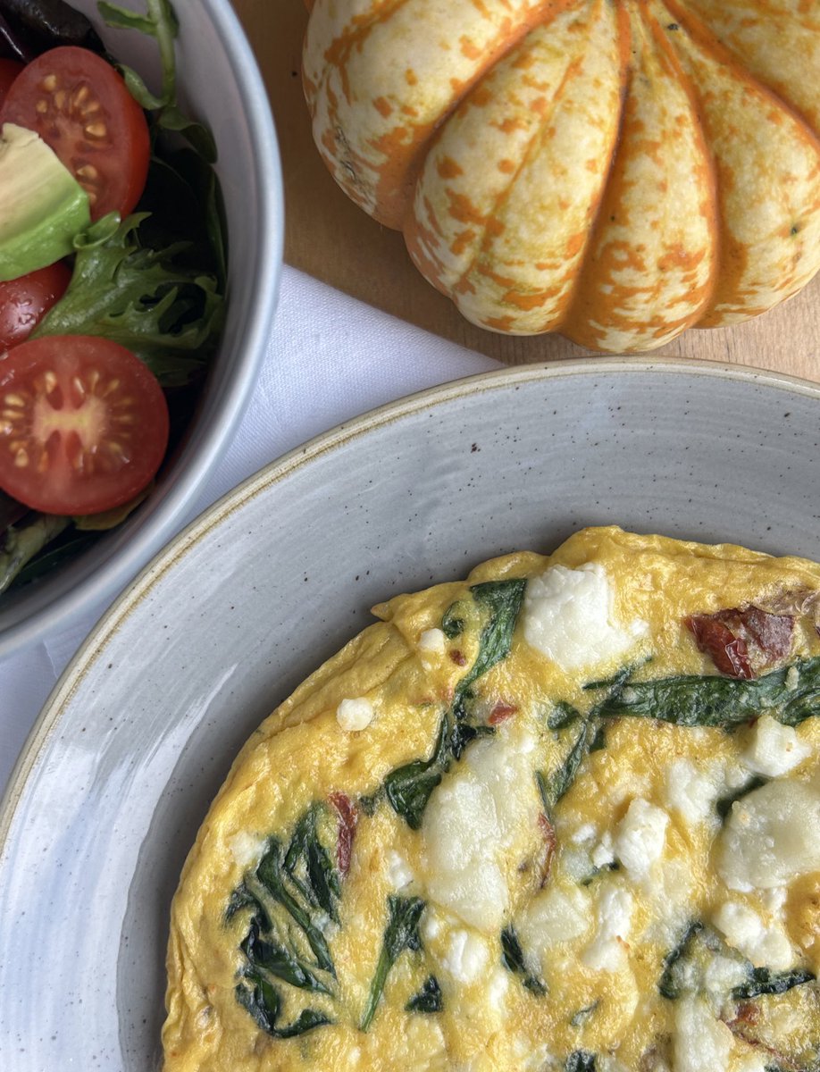 New ALL DAY special
Veggie omelette with sun dried tomato, spinach &amp; goats cheese 💪🏻💚🤌
Free range eggs from North Wicklow Eggs of course 🥚