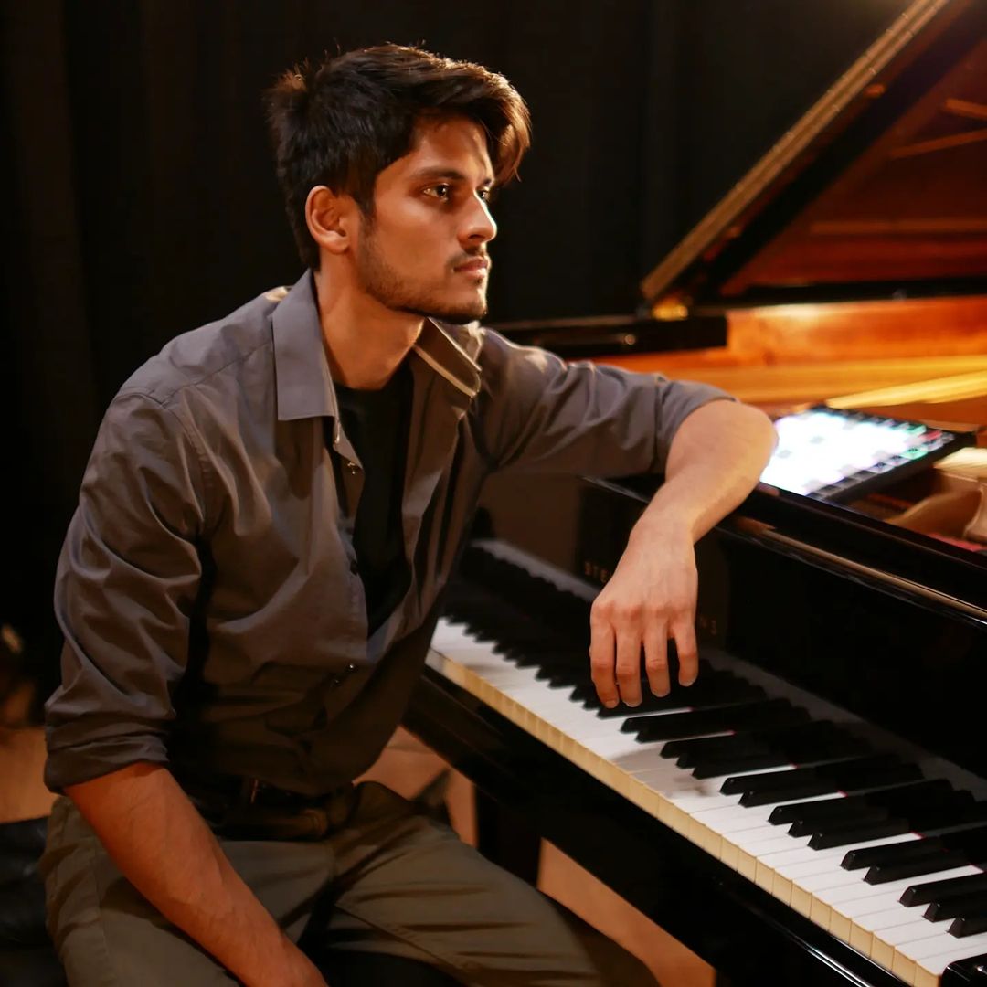 New video out soon! 🎬 🎹