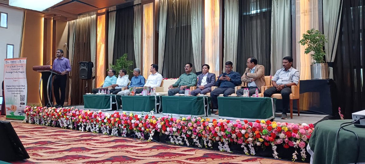 DGFT_RA_Nagpur's tweet photo. DGFT RA Nagpur organised an Export Outreach Program at Hotel Babylon International, Raipur, Chhattisgarh on Sep 25, 2023. Shri. Avinash Mishra IAS Chief Executive Officer Zilla Parishad, Raipur along with Addl. DGFT Nagpur Dr. V. Sraman
@ICIBIndia
@IndiaPostOffice
@mahabank https://t.co/eeOhGu5t5w