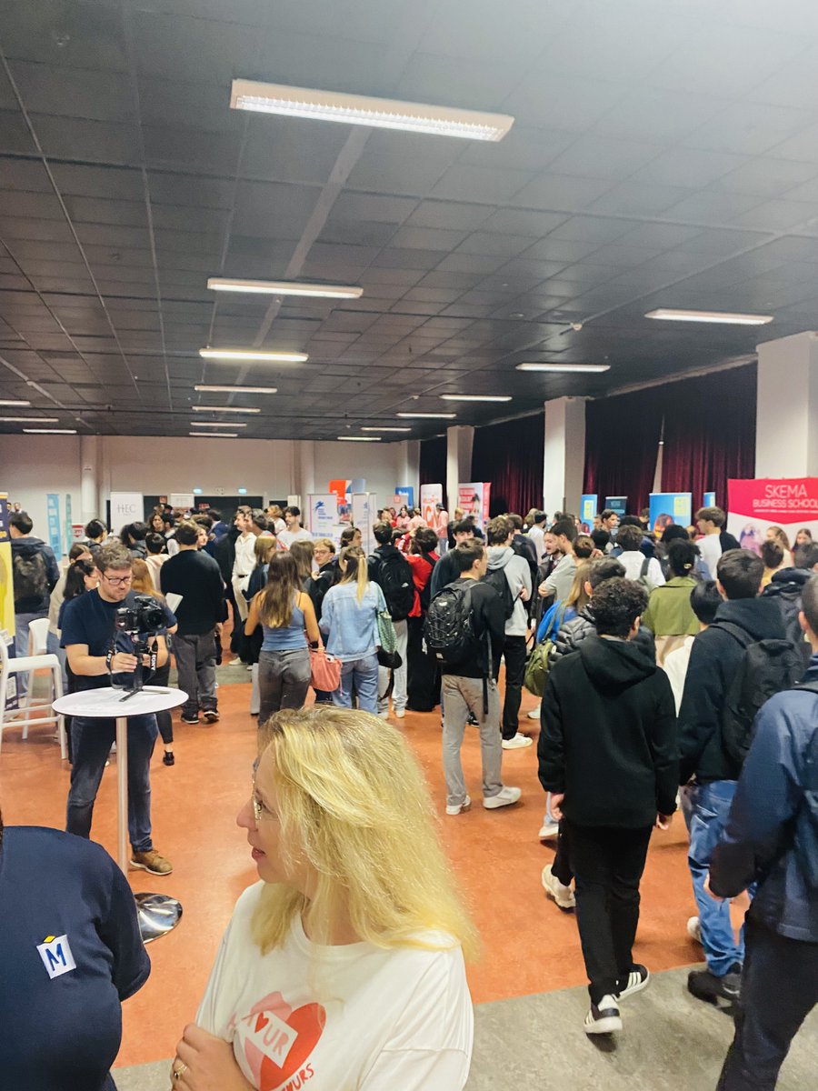 SOuezman tweet media