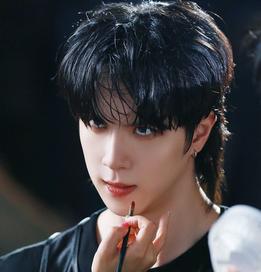alwaysruiot6's tweet photo. WEi visual is NO JOKE https://t.co/SHZS1W8cT0
