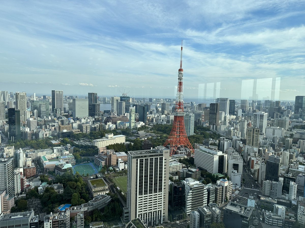 Amichoco45's tweet photo. 今日も東京タワーは素敵🗼 https://t.co/OQ599Y5Opt