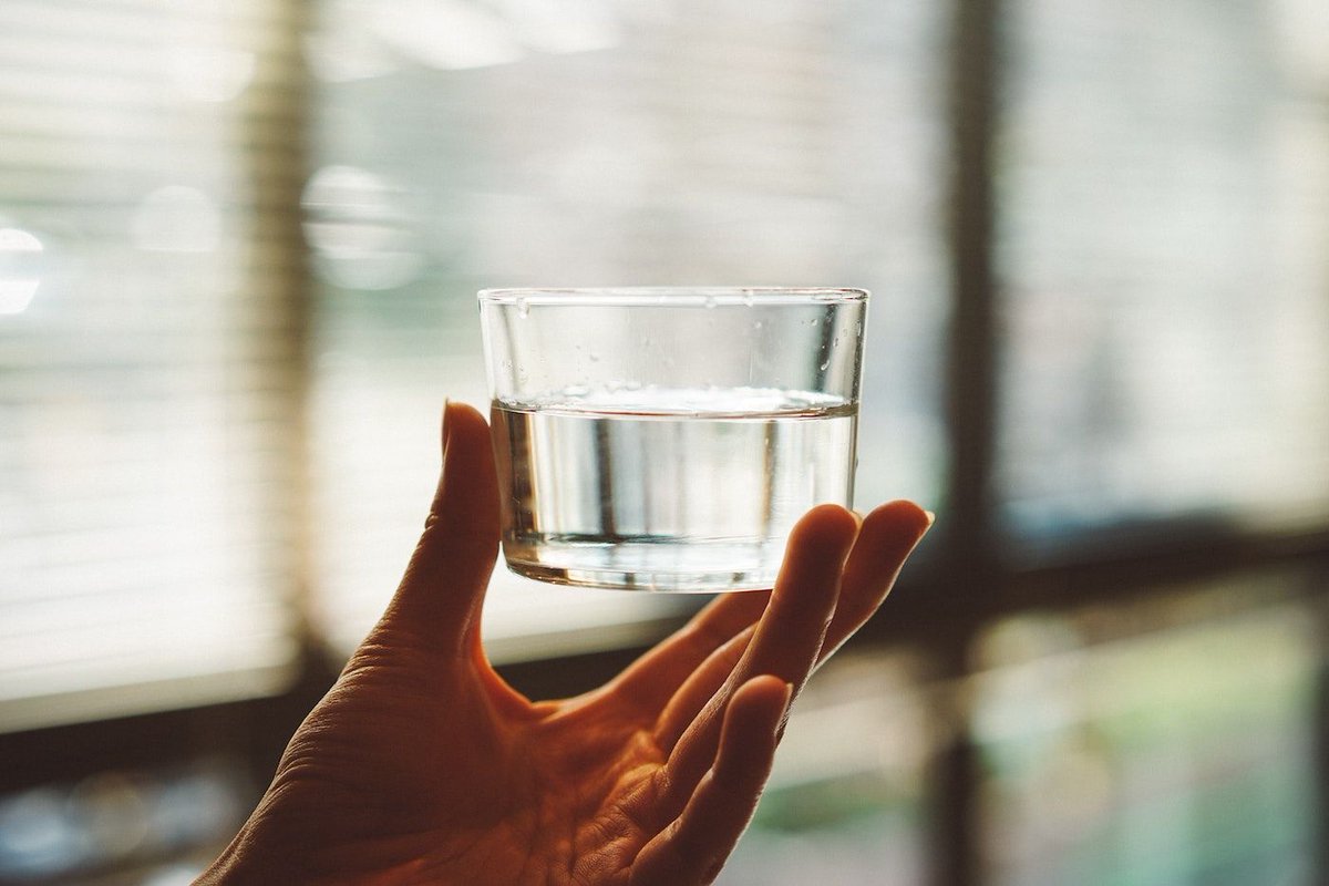 LupusCorner's tweet photo. Hydration and Lupus

People with lupus have to keep an eye on their hydration more than most, especially if they have kidney trouble, as in lupus nephritis.

Read more!
https://t.co/LZU2ywFe4c https://t.co/SoBTYC0yiK