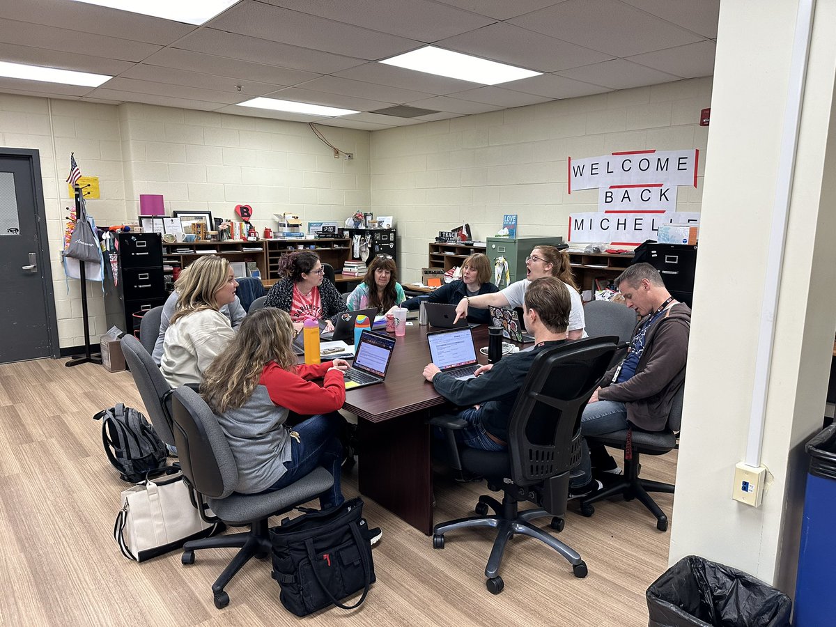 Barrington 220 Science & Engineering tweet media