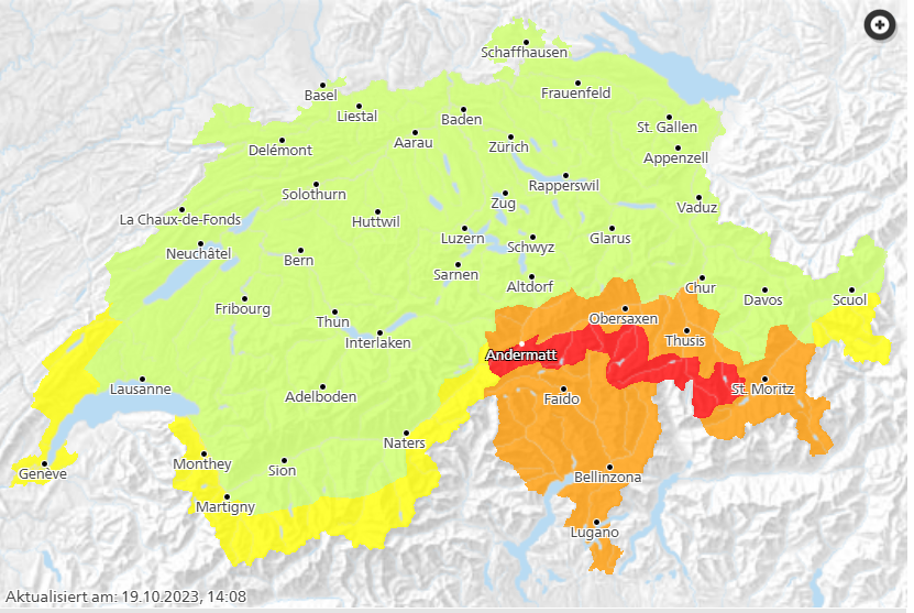 Intensiver #Dauerregen im Süden. Ab Freitag #Hochwasser möglich im #Tessin und in #Graubünden. Mehr Informationen im aktuellen Naturgefahrenbulletin:
👉 ow.ly/vaj250PYzuC
#regen #hochwasser #naturgefahren #naturgefahrenbulletin