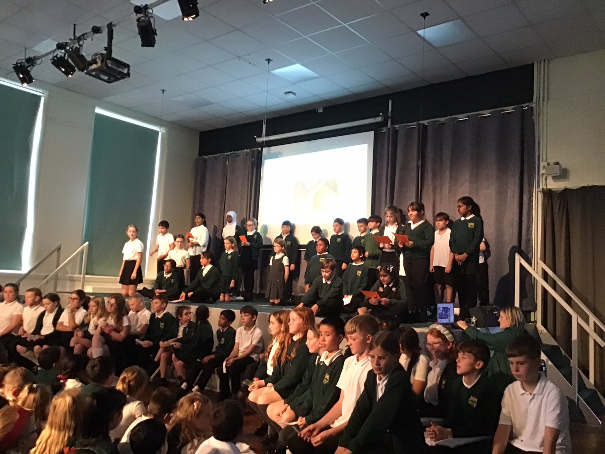 MrsMcCrudden1's tweet photo. We are super proud of the children in their harvest performance. https://t.co/93avnvtsoJ