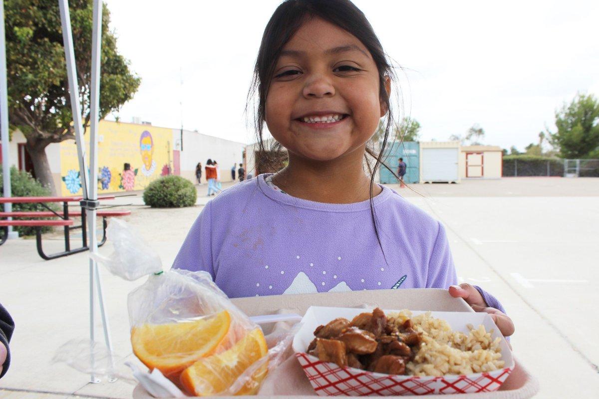 WaveCrestCafe's tweet photo. School meals are protein-rich and low in saturated fat. That means you get more nutrients to power your learning and school activities. Enjoy a tasty, nutritious school meal today... and every day! Check your menu today! https://t.co/UTEz26aI1J 
#schoolnutrition #farm2school https://t.co/n8hnWC2eRs