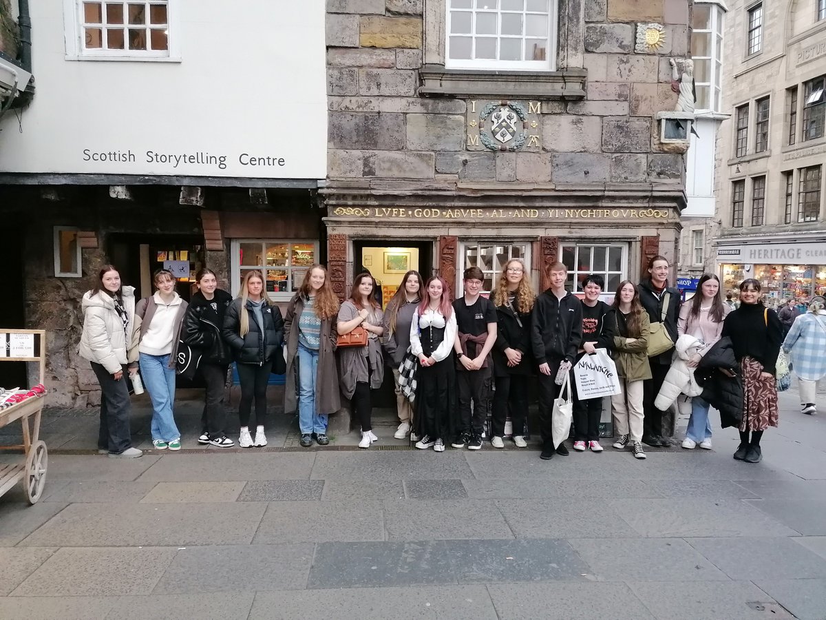 Mrs Adamson tweet media