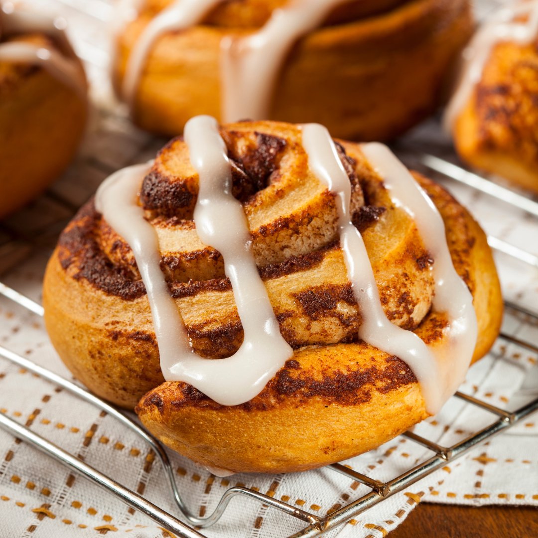 These sweet treasures are a combination of flavors, blending the aromatic warmth of cinnamon with the silky notes of Butter infused Extra Virgin Olive Oil (EVOO)! 🌟

Get the recipe 👉 shopevoo.com/blogs/recipes/…

#GourmetBreakfast #CinnamonRollHeaven #EVOOBaking #SweetEVOOMornings