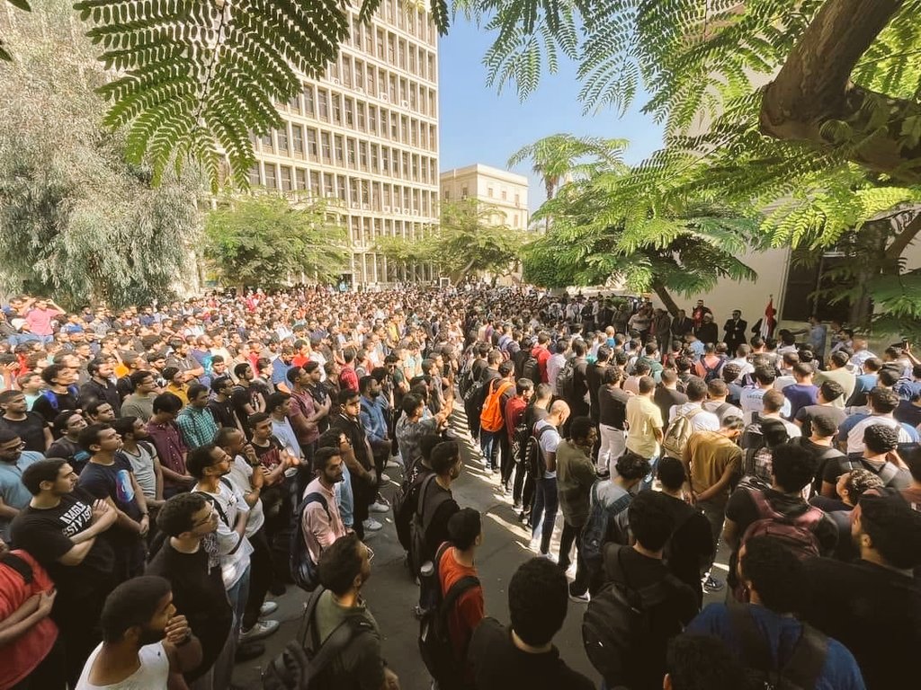 Miro_1o's tweet photo. احنا رهن اشارتك ياريس وعلى أتم استعداد ديما لاي تحرك 🇪🇬💪🏻.. امبارح الريس قال انا عندي ١٠٥ مليون مصري لو قولتله انزل ادعم القضية وعرف العالم أنه لا التهجير  وان سيناء  مش هنفرط فيها هينزل.. ومن غير ما يقول نزلنا وملينا الشوارع عشان العالم يسمعنا🫡🇪🇬💪🏻💪🏻 #المصريين_رهن_اشارتك_ياريس https://t.co/jjjzw7QwCK