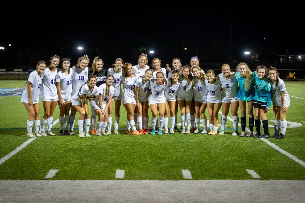 🚨 SECTIONAL FINALS MATCHDAY🚨

🆚 Painesville Riverside
⏰ 6:00pm
📍 Rick Neitzelt Stadium
      7600 Fulton Rd. NW 
      Massillon, Ohio 44646
🎟️ ohsaa.org/tickets

Cash sales at the gate will be $10. 

LET’S GO BEARS!!📣