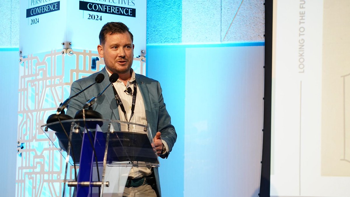clistehosp's tweet photo. Enda Carolan joins us from Google and shares his valuable knowledge on google advertising progress, driving traffic and ROI. 

#Hosper24 #clistehospitality #smarttech https://t.co/cCD6qTOin2