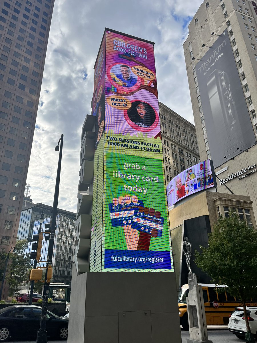 APSMediaServ's tweet photo. We are so excited to meet the author of #PetetheCat Eric Litwin for the @fulcolibrary Childrenโs Book Festival! Thank you @APSTransport & @GeorgiaFPSE for helping us #buildacitythatreads ๐ โค๏ธ https://t.co/NxSGeGafBy