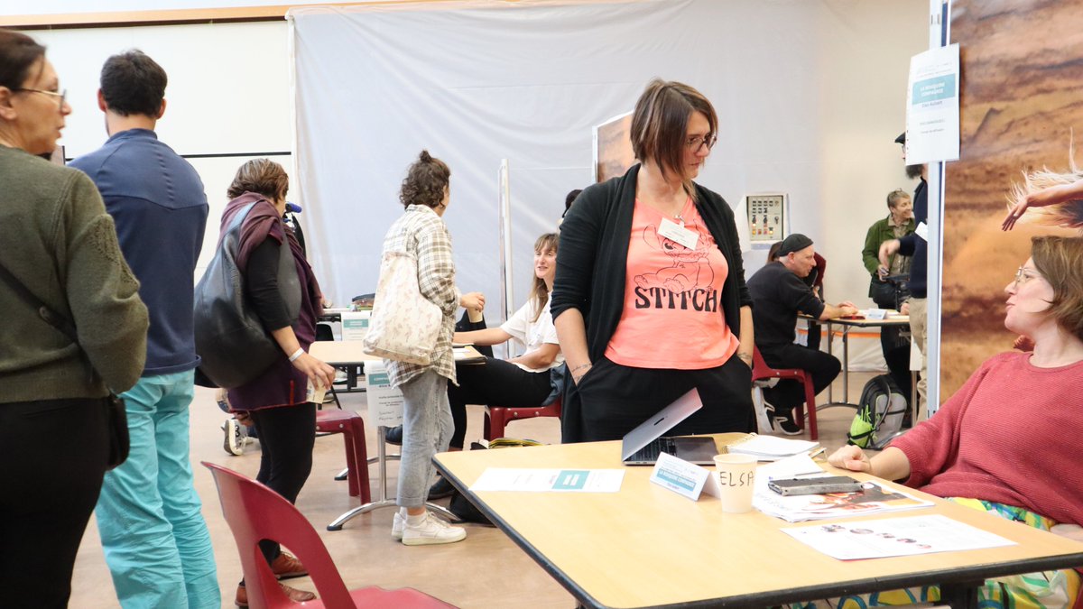 "De la #danse vers l'#emploi" : c'est l'heure pour les candidats et recruteurs de révéler leur identité 🔎

Grâce à la relation de proximité établie le matin, les entretiens se déroulent dans un climat plus détendu 🤝

➕50 postes à pourvoir #AvecPôleEmploi