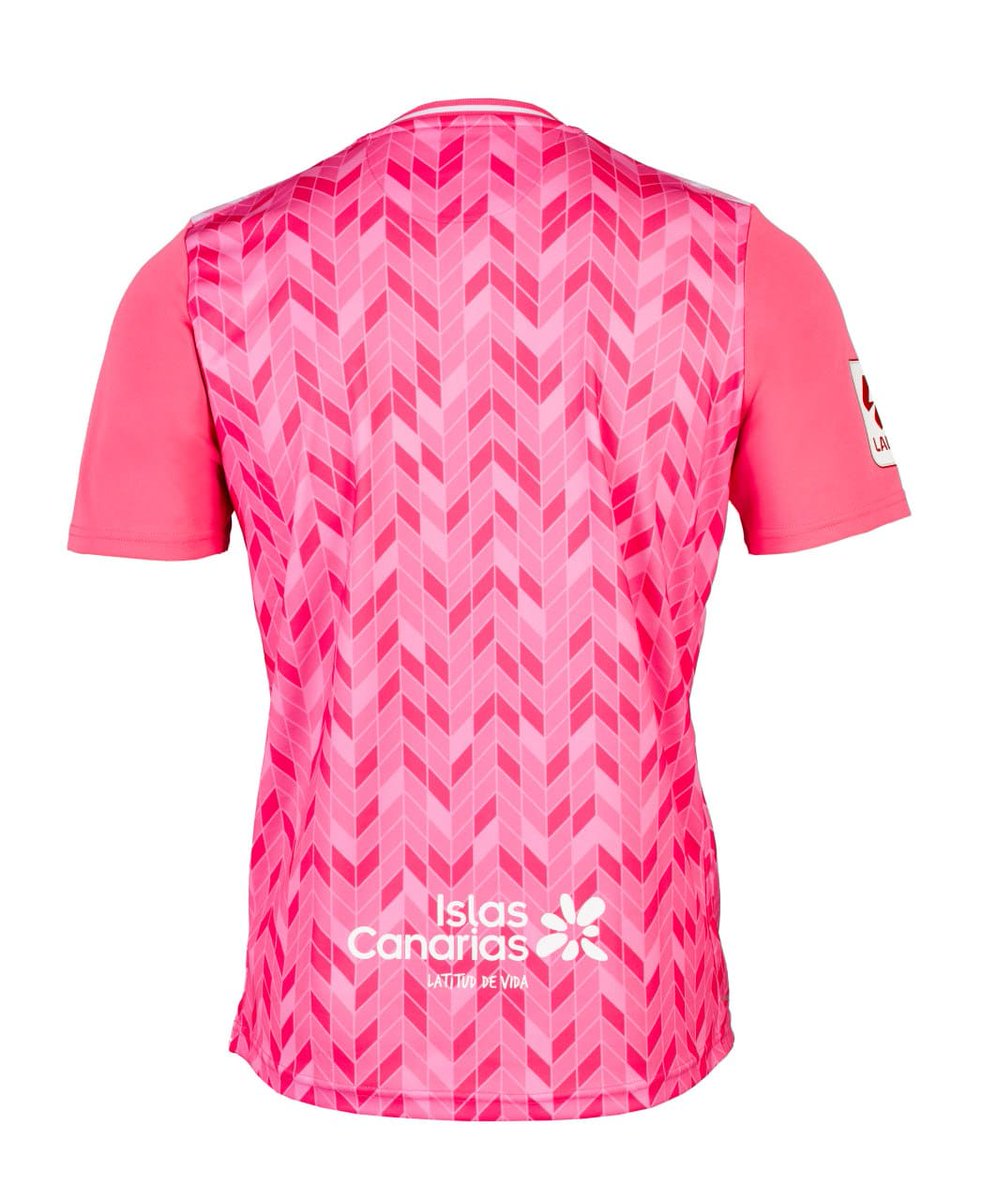 🎉 𝓢𝓹𝓮𝓬𝓲𝓪𝓵 𝓖𝓲𝓿𝓮𝓪𝔀𝓪𝔂 🎉

#Blanquiazules, here is your chance to win the 23/24 <a href="/hummelspain/">hummel ES-PT</a> solidarity shirt 🩷

⤵️ All you have to do is:
🔄 Follow <a href="/CDTOfficialEN/">CD Tenerife 🏴󠁧󠁢󠁳󠁣󠁴󠁿</a> &amp; <a href="/CDTOficial/">CD Tenerife 🏴󠁧󠁢󠁳󠁣󠁴󠁿</a> 
🩷 Like
🔀 Repost

Best of luck! 🤞🏻⚪️🔵 #YoSoyElTenerife