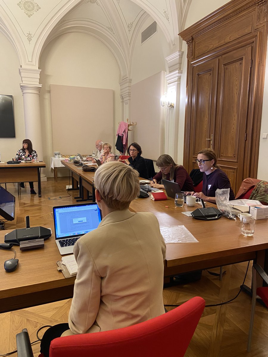 Recap📡 of the @UniSAFE_gbv mutual learning workshop in Prague 🇨🇿 Experts &amp; practitioners discussed crisis management, engaging leadership in policy development &amp; how to work towards healing &amp; repair after addressing #genderbasedviolence incidents in research &amp; academia.