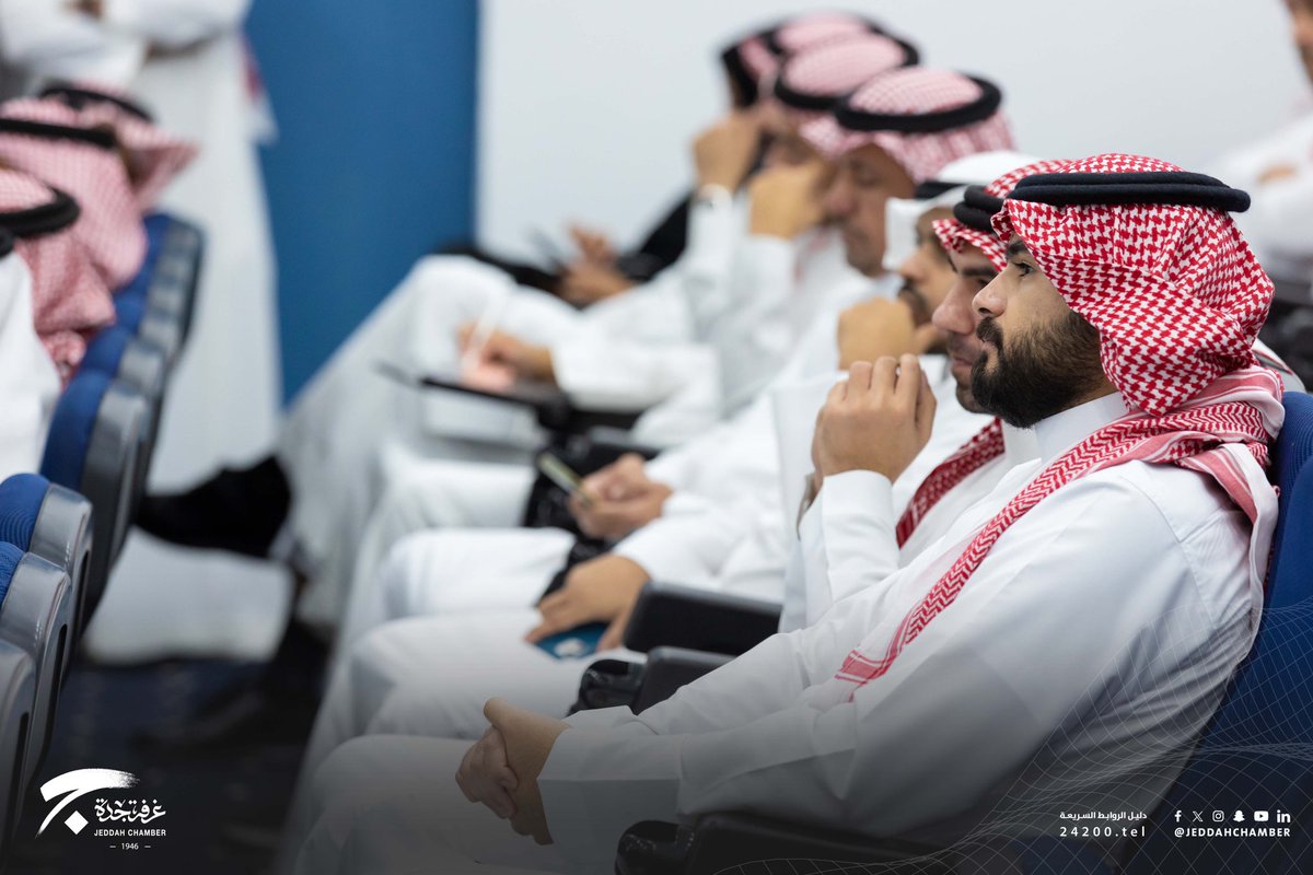 JeddahChamber's tweet photo. استضافت #غرفة_جدة ورشة عمل الممكنات والصناعات العسكرية بالتعاون مع الهيئة العامة للصناعات العسكرية بحضور نائب محافظ الهيئة للتوطين محمد بن صالح العذل، والنائب الاول لرئيس مجلس ادارة غرفة جدة م.رائد ابراهيم المديهيم وأمين عام الغرفة رامز منصور آل غالب وعدد من أعضاء مجلس إدارة الغرفة ورجال الاعمال المهتمين، بهدف التعريف عن استراتيجية المملكة في توطين سلسلة إمداد القطاع العسكري وتعزيز إستقلالية المملكة الإستراتيجية وبناء قطاع صناعي عسكري محلي مستدام