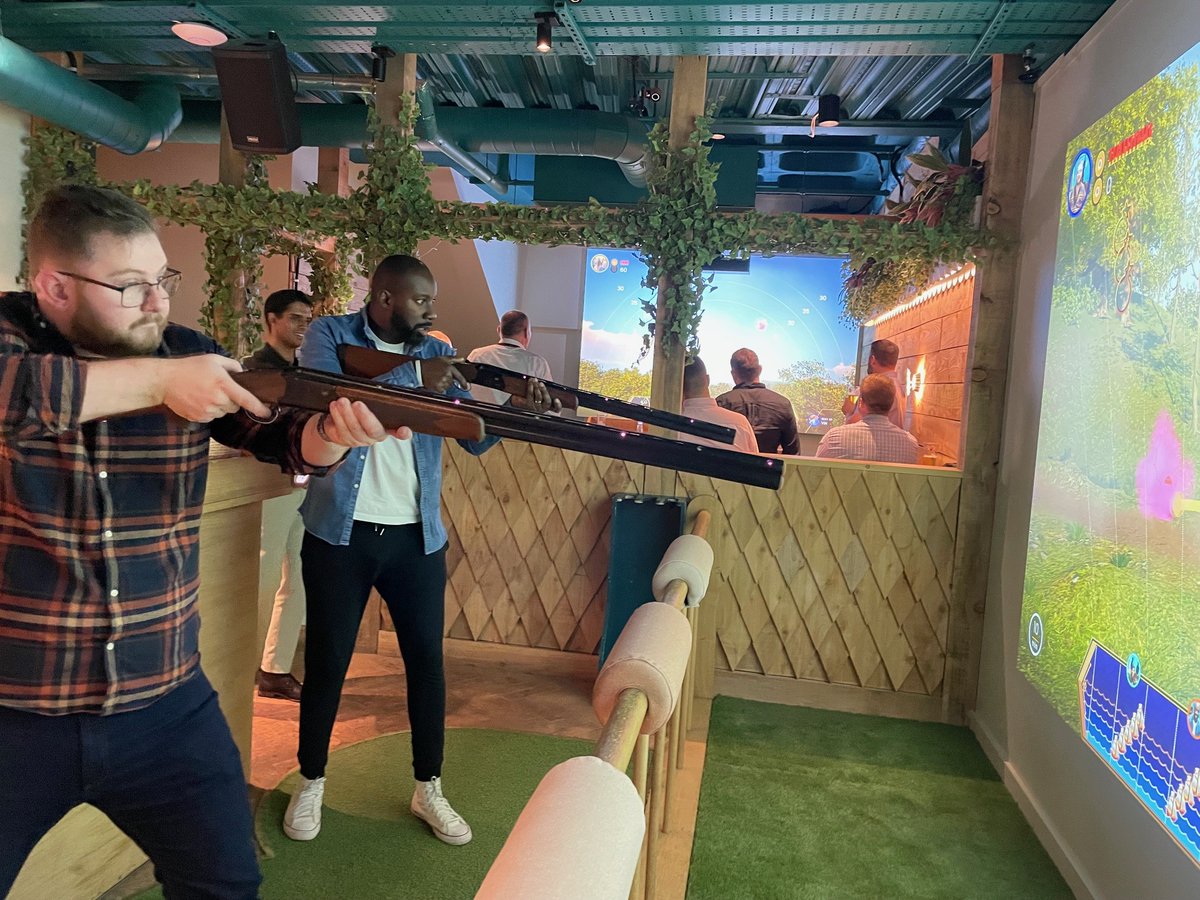 PEM CorporateFinance tweet media