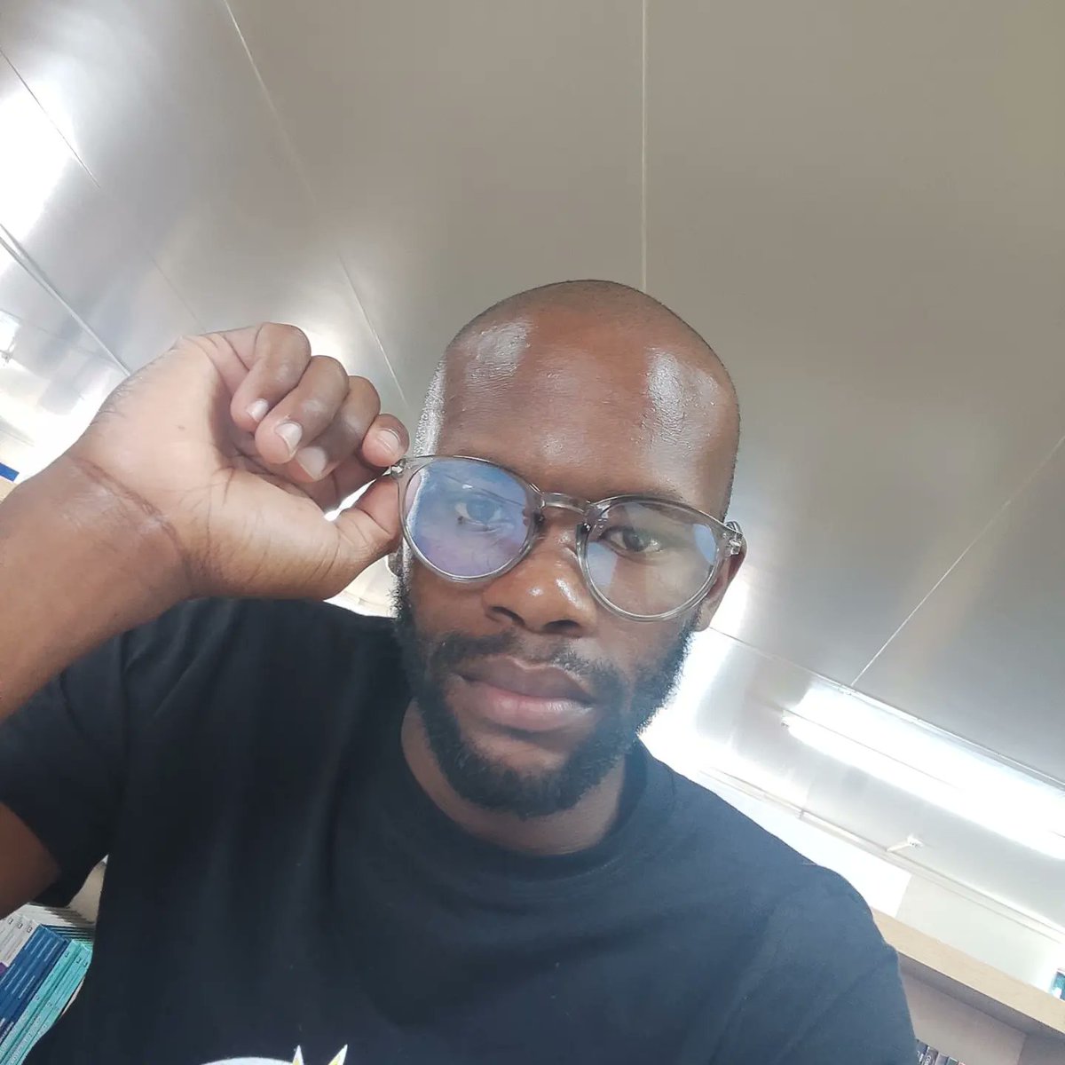 Mthobisi_pm's tweet photo. Doing the right thing at the wrong time makes it wrong.

While you may have the time to do something, getting the timing right is very critical. https://t.co/rLusdZljbU