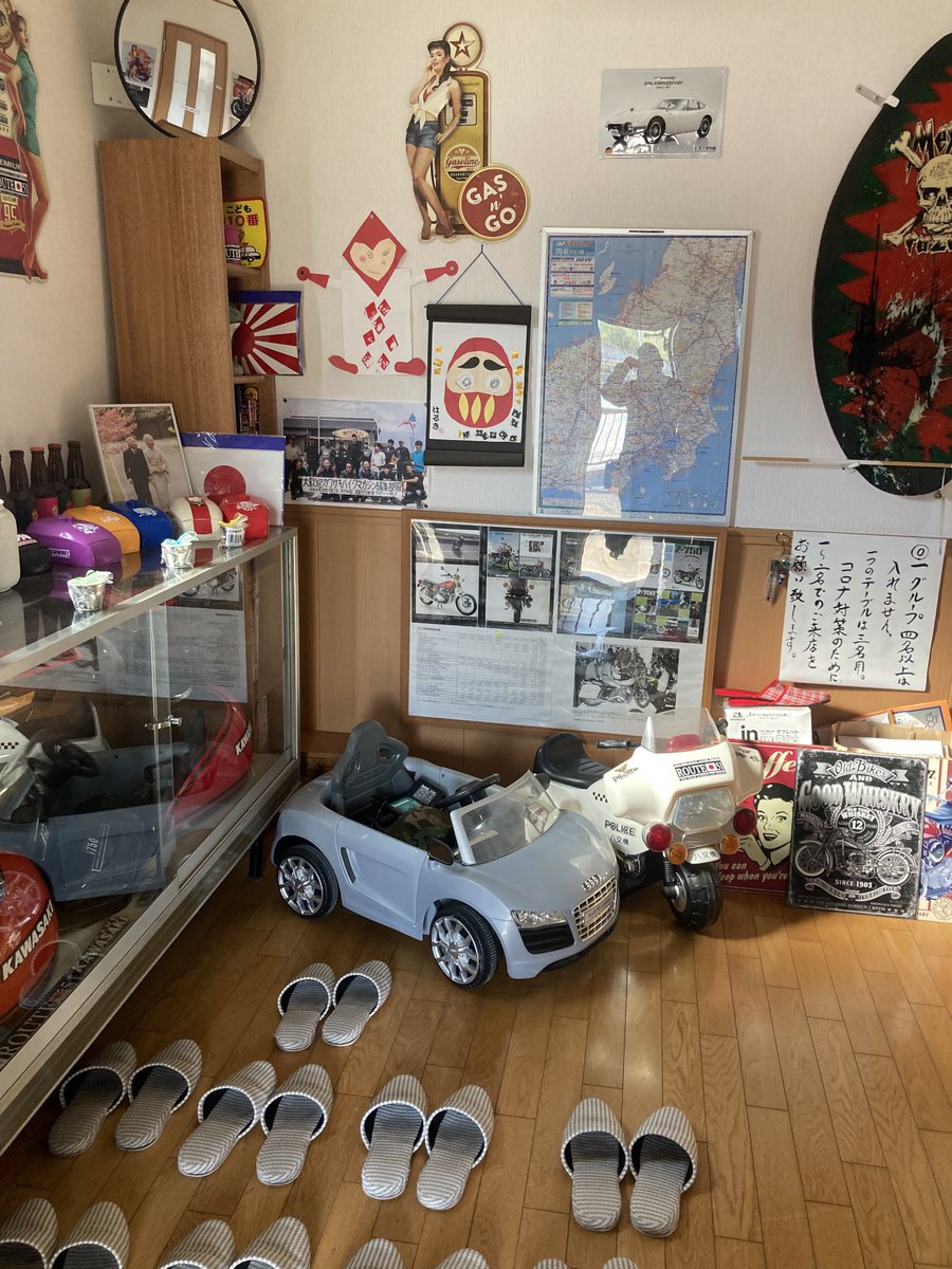 mYxNcKnX3xuoxHm's tweet photo. バイクの駅ROUTE51にやってきました！
人見知りな僕でも今日は誰も居なかったので緊張しつつオーナーとお話ししてきました。
バイク愛が溢れたスポットでした
因みに帰りに刺身定食でもと言ったところ隣の民宿が昼間食堂やってるのでおすすめだよと教えていただきました😀

#ROUTE51 https://t.co/ljkbuVeVtj