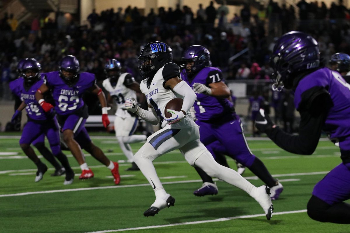 We filled the stadium with purple and blue as the Panthers and Eagles wrapped up the regular season. 

#6 NCHS came out on top, 56-21, and ended the season as undefeated district champions. Both teams are headed to the playoffs. Watch for postseason details. #CrowleyPrideUnified