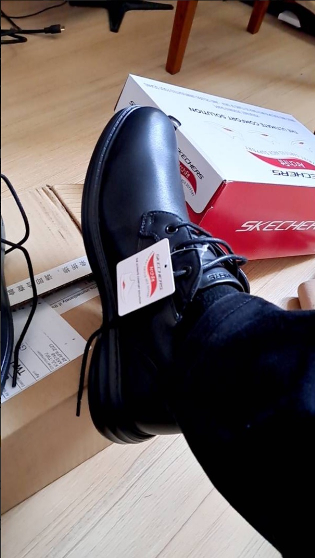 ApiliaTLazada's tweet photo. Kasut khas untuk kerja yang dikeluarkan oleh Skechers. Siapa yang belum pernah pakai brand Skechers wajib la try ambil pengalaman untuk keselesaan yang sebenar. 

Tengok dekat sini
👉🏻 https://t.co/6n697fciMd https://t.co/IFt8rZ9AJB