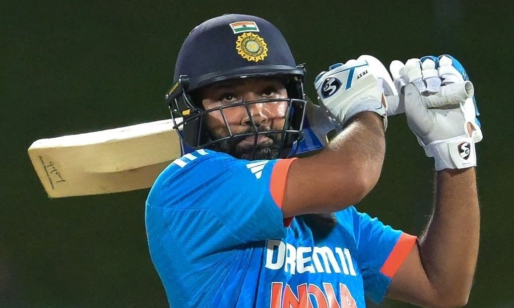 SPORTYVISHAL's tweet photo. Shubman Gill said, "I have learnt from Rohit Sharma bhai that, it doesn't matter what happened in the last 10 balls, whether you score 5 fours at those or you missed those balls with the bat. If the next ball comes into your zone, go and smash it". (Star Sports) https://t.co/QNBKtEUQa7