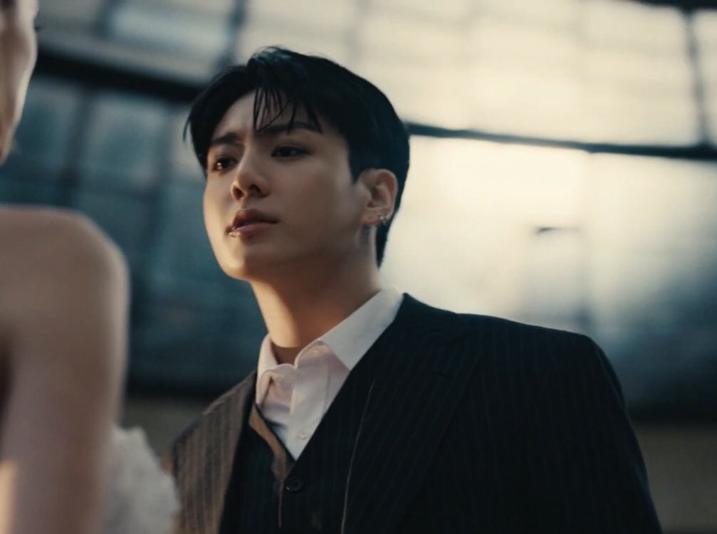 ⟭⟬ JJK ⟬⟭ ⁷ ☻ tweet media