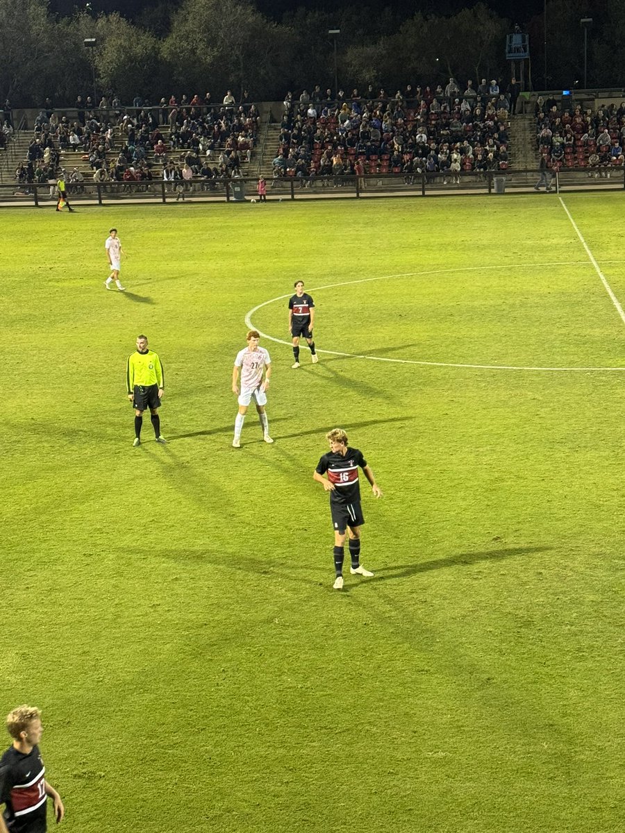 slamdunk406's tweet photo. Huge win for Stanford MSOC tonight as they crushed San Diego State 5-0 at Cagan. Zach Bohane (2) Shane de Flores, Fletcher Bank, and Duncan Jarvie found the back of the net for the Cardinal. #Pac12MSOC #Stanford #SDSU https://t.co/QSzpRIogy0