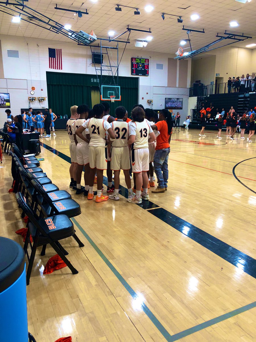 hooverbio's tweet photo. SMS Boys Basketball vs Helena #HCSStrong #Simmons #GoBucs https://t.co/38DpLrWkBV