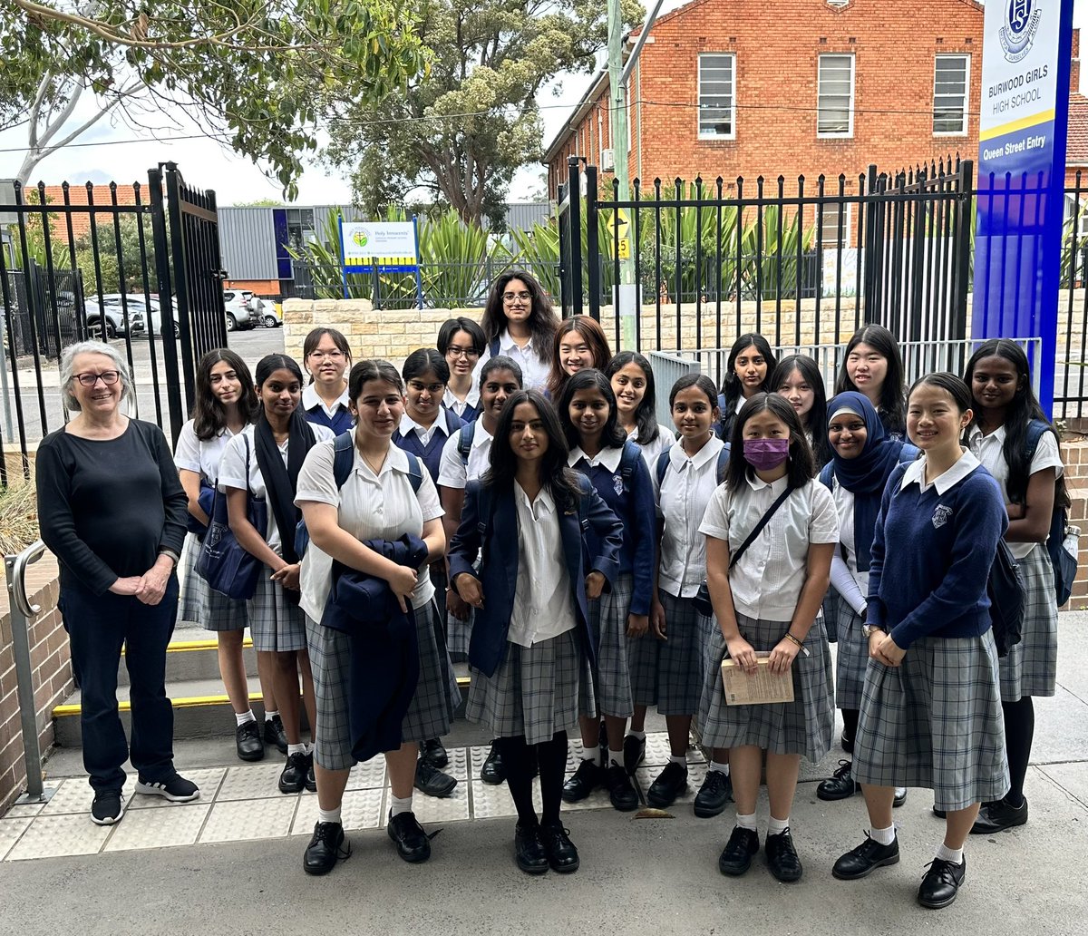 Welcome to students @StrathfieldGHS who participated in Inquisitive Minds, an inter school mathematics competition @burwoodghs