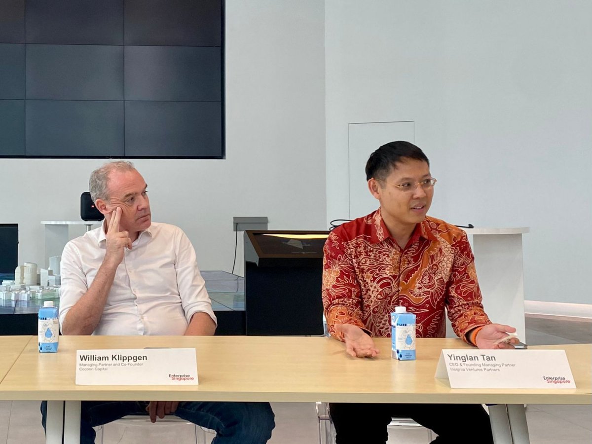 BUSINESS |TECH | Southeast Asian VCs brace for Chinese disruption to regional markets
.
Insignia Ventures CEO and founding managing partner Tan Yinglan (right) and Cocoon Capital managing partner William Klippgen address a media briefing on Nov. 1, 2023 during the Singapore Week