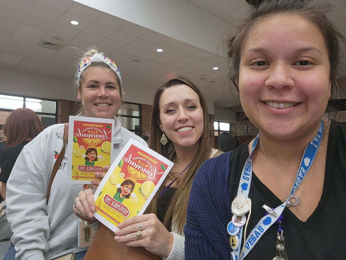 Great seeing so many students in the play🎭 <a href="/Bryanna_H19/">Bryanna Dill</a>  <a href="/MDJH_Panthers/">McDonald Junior High School</a>