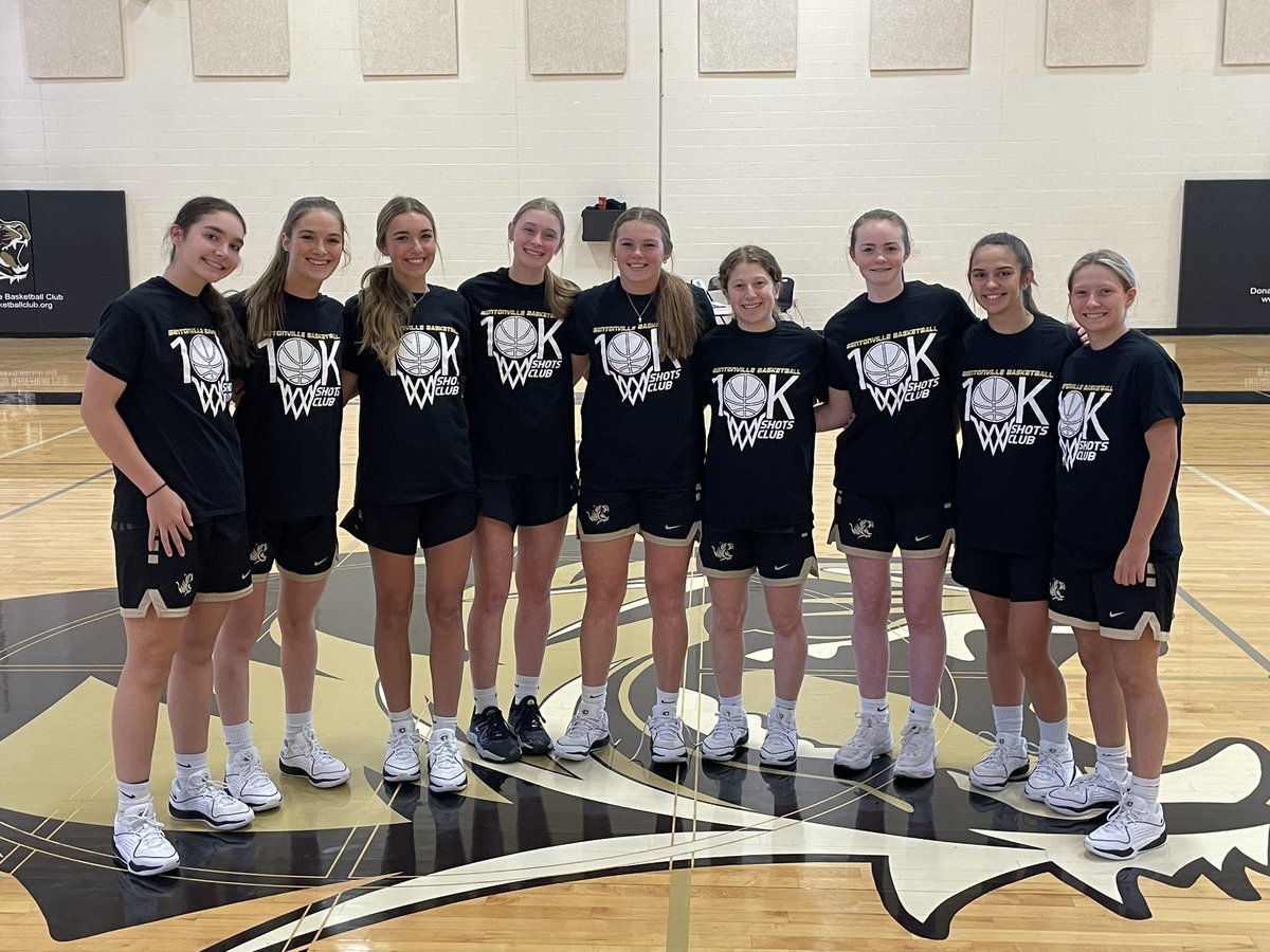 maeaves's tweet photo. So proud of these members of the @BvilleGirlsBB @BvilleGBB9th 10K Shot Club from this summer. The final 3 were over 20K led by @CambriePhillips with 21,650!!  Keep putting in that work! https://t.co/wU692wHI77