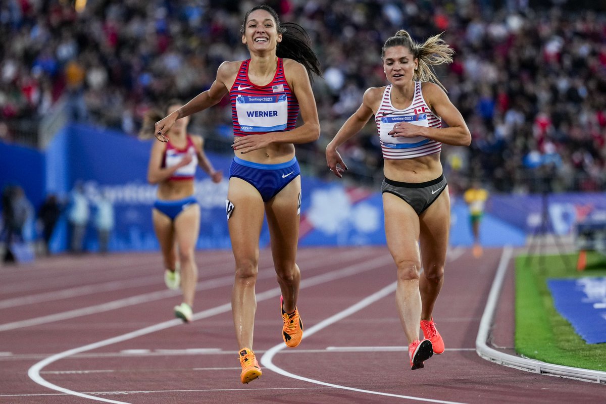 An excellent performance from Julie-Anne Staehli brings home 🥉 in the 5000m final!

Staehli crossed the line with a time of 16:06.75 at the 2023 Santiago Pan Am Games. Followed by fellow Canadian Briana Scott, who secured a 7th place finish in 16:27.79 👏

📸: Leah Hennel/COC