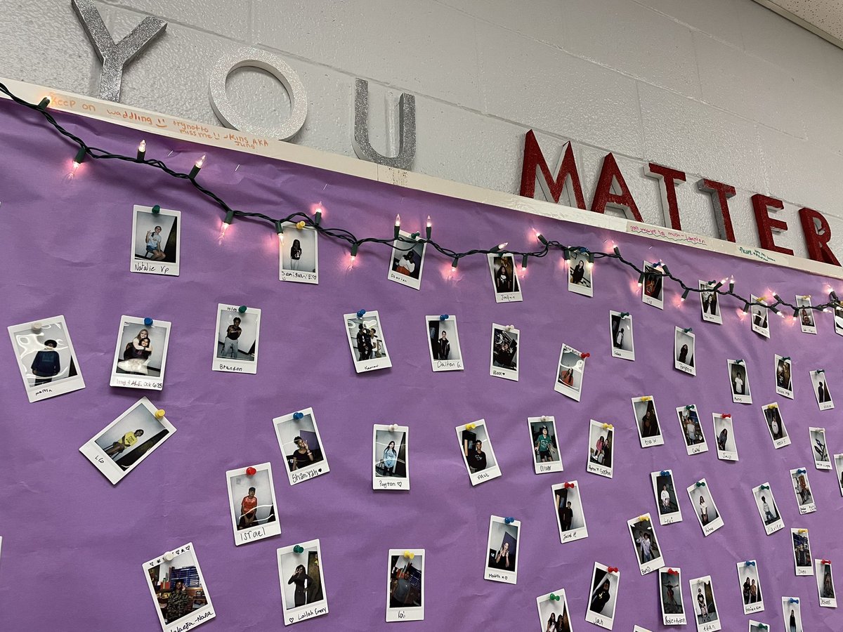 Ms. Lewis’ business education students are highlighted in her room because each of them are loved and appreciated for being amazing students! 🧡🖤
