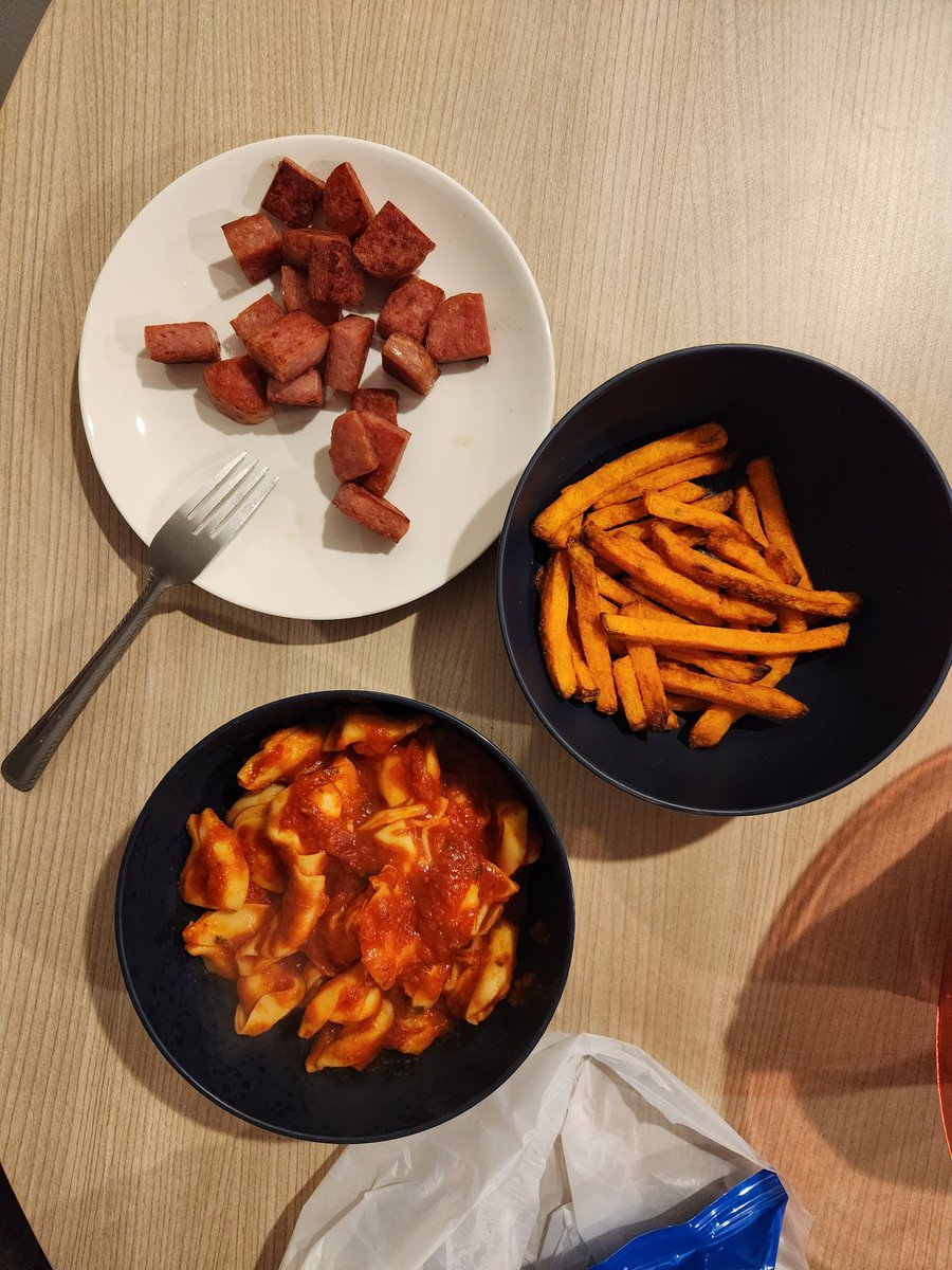 thirteenfour7's tweet photo. 😋😋😋😋 https://t.co/x62igqIxe5