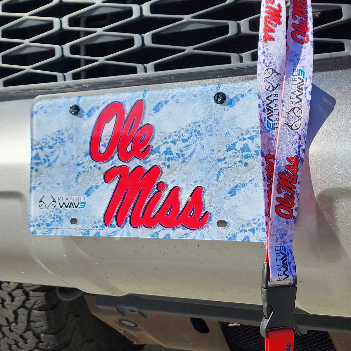 Rebel Rewards tweet media