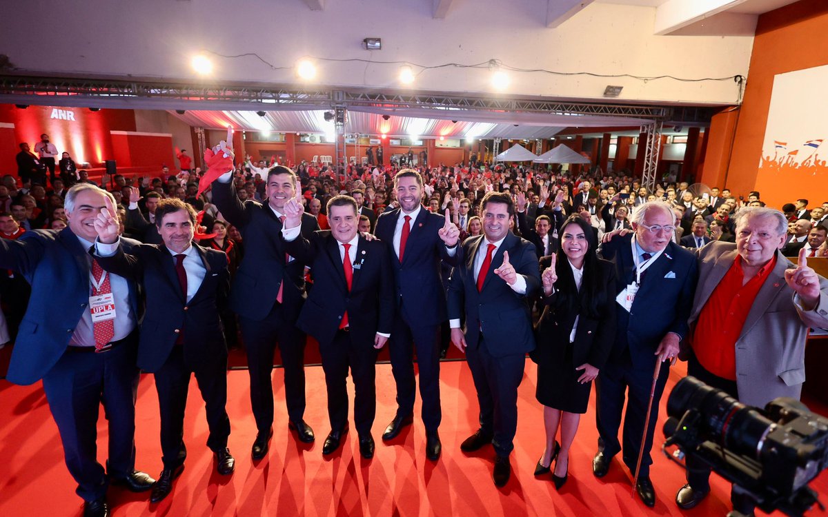 Memorable encuentro en la sede del Partido Colorado, donde se llevó a cabo un importante encuentro organizado por la Unión de Partidos Latinoamericanos, para ratificar el compromiso con la democracia, el respeto a las instituciones y la libertad
