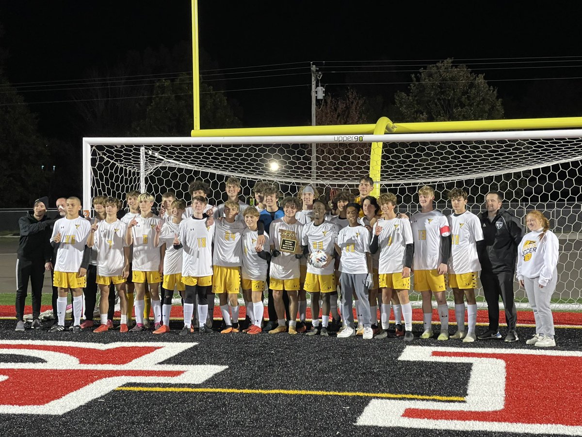 Here’s the winning team! 

<a href="/FultonBoys/">Fulton Hornets Boys Soccer</a> won its second district championship under <a href="/coachhenley3/">Joel Henley</a> and extended its season-high winning streak to six games.