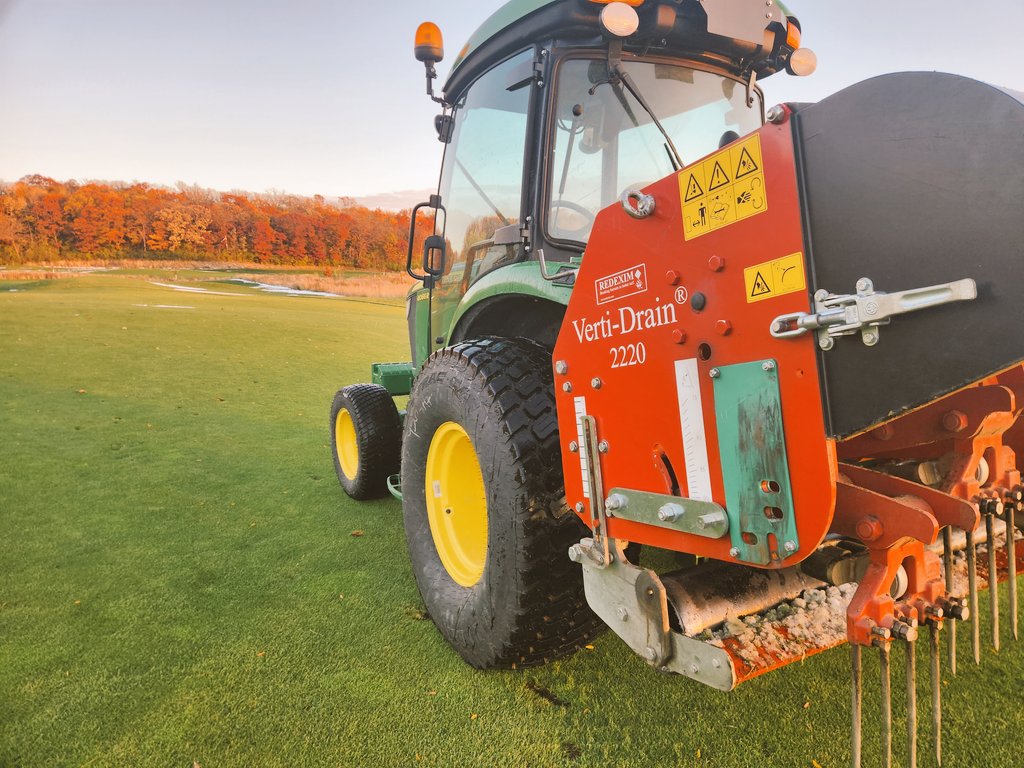 Midwest Deep Tine LLC (@deeptine) on Twitter photo A little cold and a little bit of snow couldn't stop Oakley and the crew from getting out and punching holes out <a href="/braemargolf/">Braemar Golf</a>
#golf #goldenretriever #golflife #superintendent #minnesotagolf #Turf #turfmanagement #redexim #golflife #masseyferguson #braemargolfcourse #johndeere A little cold and a little bit of snow couldn't stop Oakley and the crew from getting out and punching holes out <a href="/braemargolf/">Braemar Golf</a>
#golf #goldenretriever #golflife #superintendent #minnesotagolf #Turf #turfmanagement #redexim #golflife #masseyferguson #braemargolfcourse #johndeere