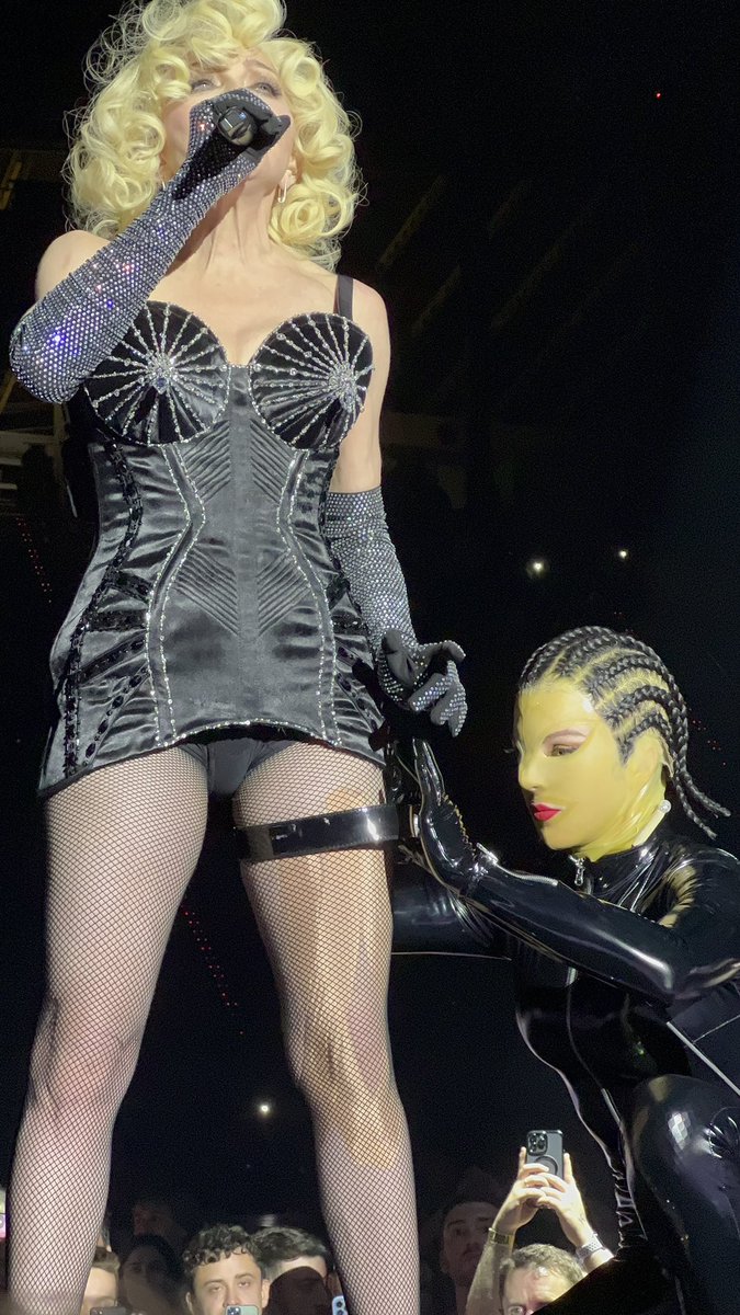 CraigDownton's tweet photo. #Madonna #madonnabarcelona #madonnacelebrationtour #CelebrationTour https://t.co/poNBDFS5IE