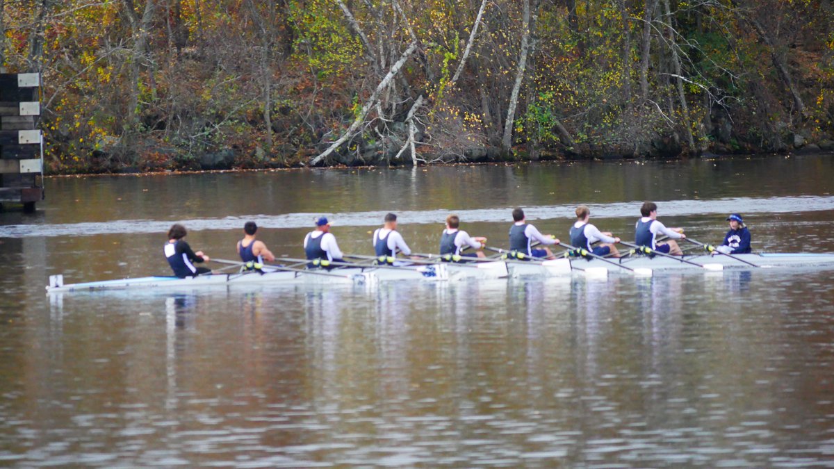 MedfordRowing's tweet photo. Medford High School Rowing Team closed out the Fall Season at MPSRA States Championships in Lowell.
Check out the recap online in Team Updates:
https://t.co/3rXLqmNDyh
@MedfordMass @mhsathletics2 #Rowing https://t.co/wfe2MI4l3U